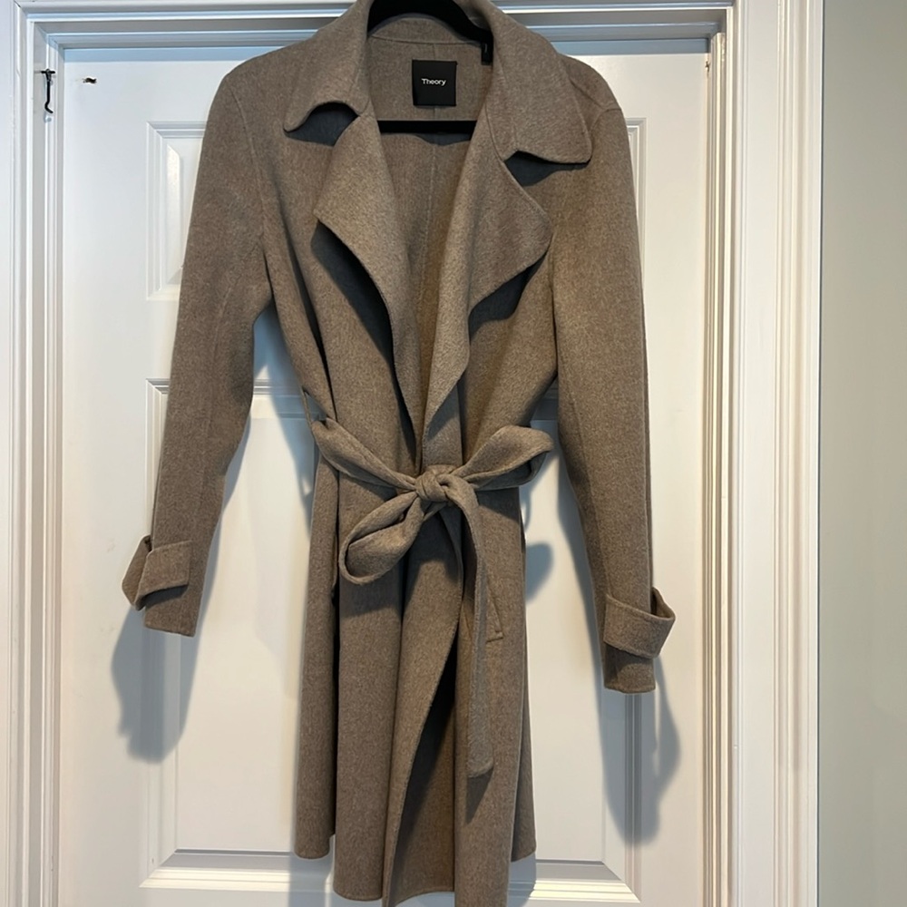 Theory wool/cashmere taupe coat XL